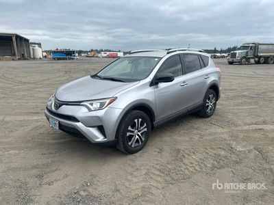 2018 Toyota RAV4 LE AWD SUV