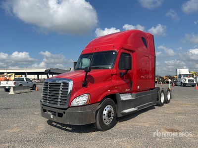 2017 Freightliner Cascadia 125 6x4 T/A Sleeper Truck Tractor