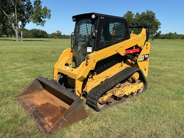 2015 Cat 259D Two-Speed Compact Track Loader 2015 Cat 259D Two-Speed Compact Track Loader