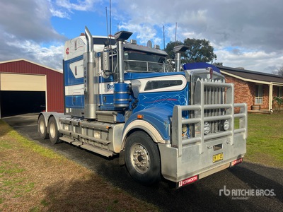 2017 Kenworth T909 6x4 Cabeza Tractora Cabina Dormitorio