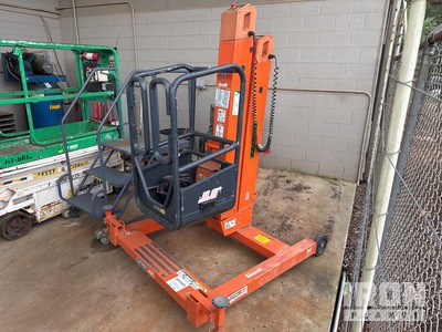 2017 JLG FT140 رافعة عمودية