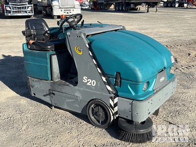 2022 Tennant S20 Ride-On Floor Sweeper