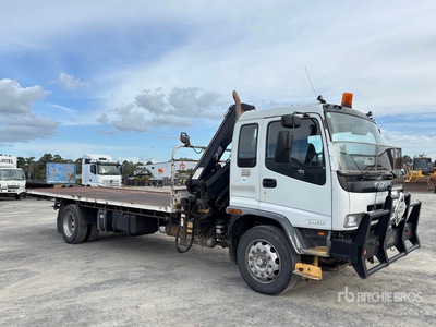 2006 Isuzu FTR 900 4x2 w/ 2008 Hiab 088 DUO Knuckle Boom Flatbed Truck with Crane