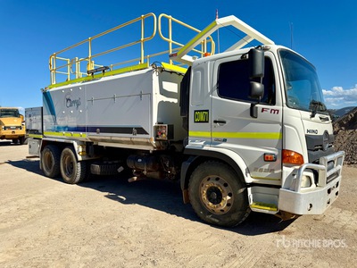2018 Hino FM500 6x4 Fuel & Lube Truck