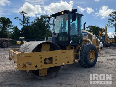 2017 Cat CS66B Smooth Drum Compactor