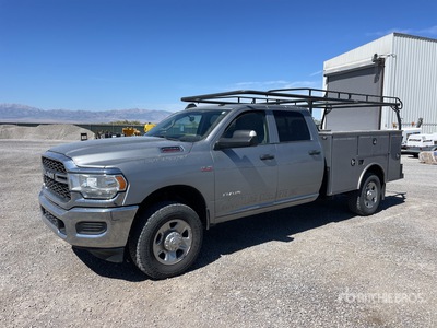 2020 Ram 2500 Tradesman 4x4 Crew Cab Utility Truck