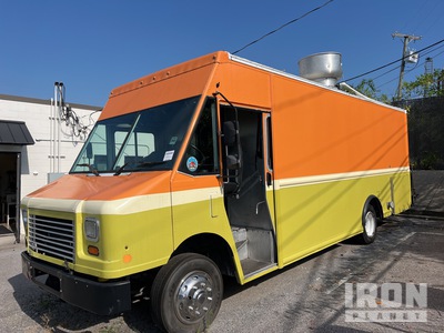 2015 Freightliner MWV 4x2 Food Concession Truck