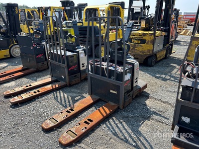 2020 Crown PE4500-60 6000 lb Electric Wózek paletowy