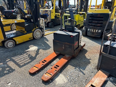 2020 Crown PE4500-60 6000 lb Electric Wózek paletowy