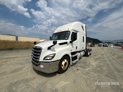 2019 Freightliner Cascadia 6x4 Ciągnik siodłowy T/A z kabiną sypialną