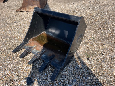 Tag 28 in Q/C Digging Excavator Bucket