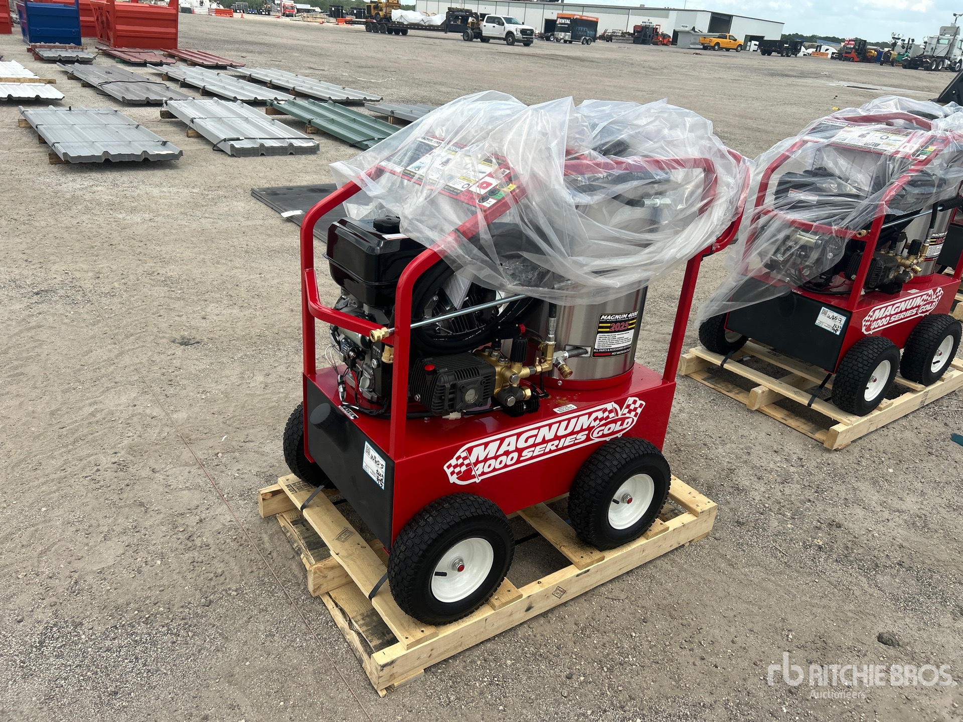 Easy-Kleen Magnum Gold Pressure Washer (Unused)