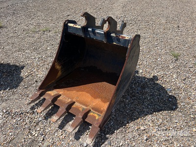 John Deere 30 in Q/C Digging Excavator Bucket
