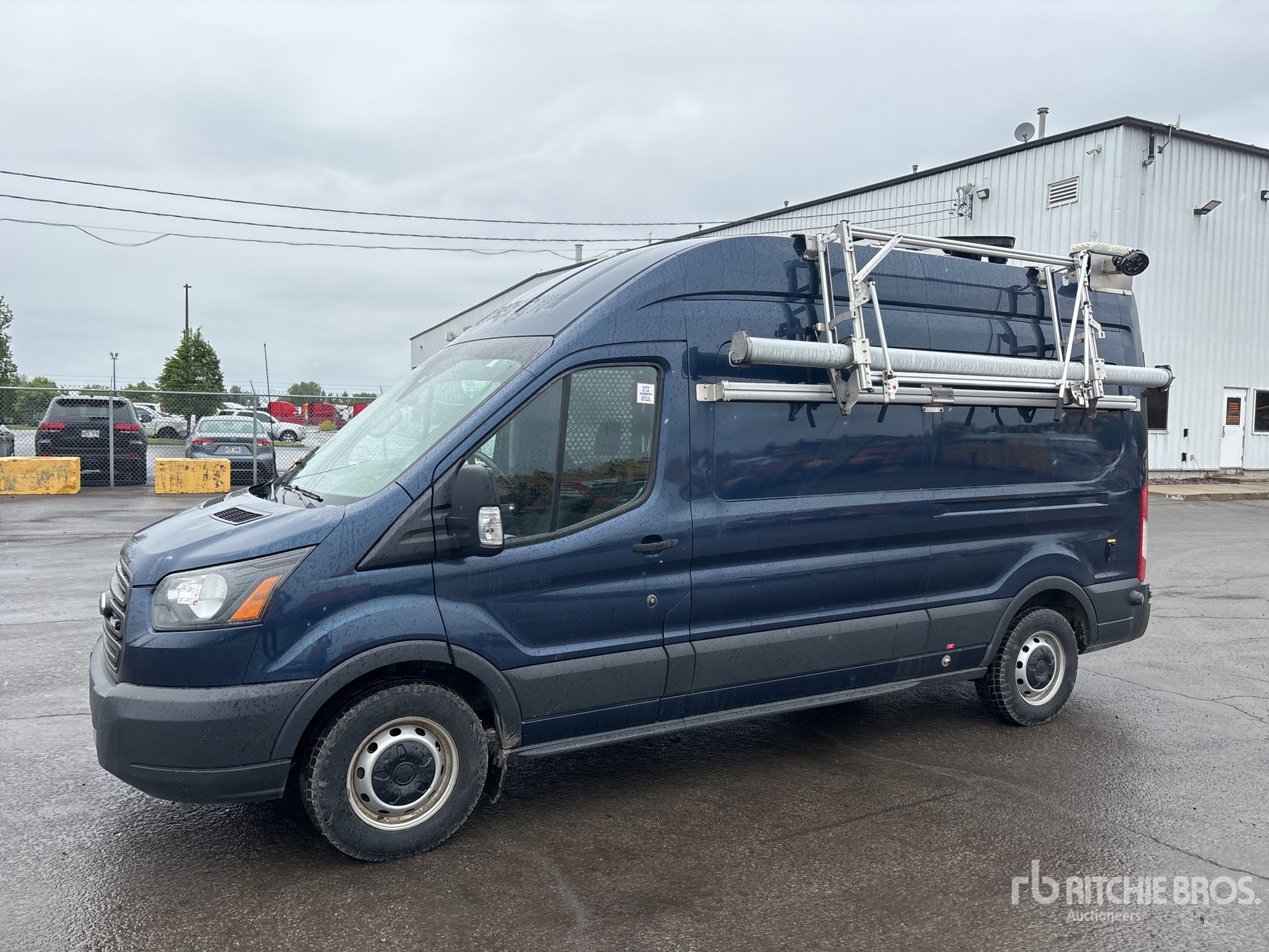 2017 Ford Transit 350 4x2 Utility Truck
