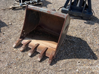 Tag 28 in Q/C Digging Excavator Bucket