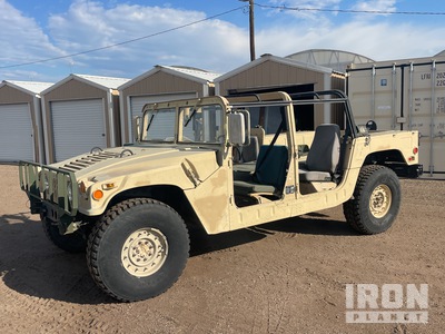 AM General M1097R1 HMMWV 4 Door Soft Top w/Truck Body