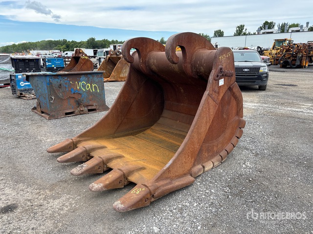 Garier Garier 70 in Q/C Digging Excavator Bucket | Ritchie Bros. Auctioneers