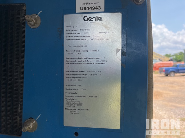 ELEVADOR ARTICULADO 2012 GENIE 4WD Z135