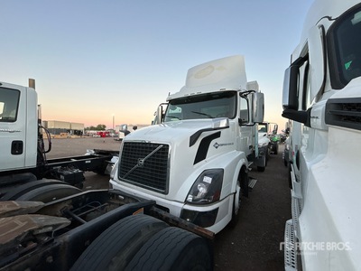 2014 Volvo VNL CNG 6x4 T/A Day Cab Truck Tractor (Inoperable)