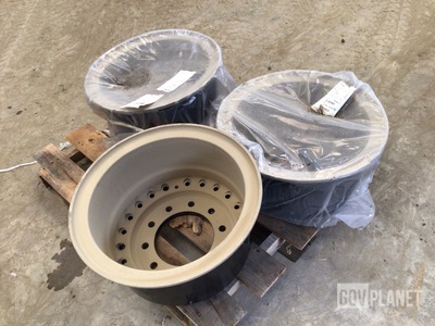 (3) Hutchinson WI-1183-D-20X8 Pneumatic Wheel Segments
