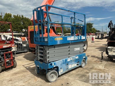 2017 Genie GS-3232 Electric Scissor Lift