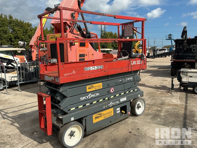 ELEVADOR TIJERA 2016 SKYJACK SJIII3226