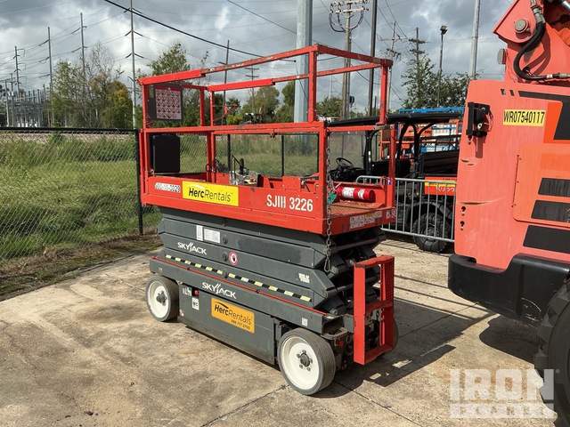 ELEVADOR TIJERA 2016 SKYJACK SJIII3226