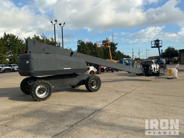 ELEVADOR TELESCóPICO 2012 JLG 4WD 800S