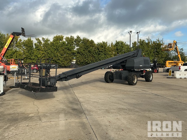 ELEVADOR TELESCóPICO 2012 JLG 4WD 800S