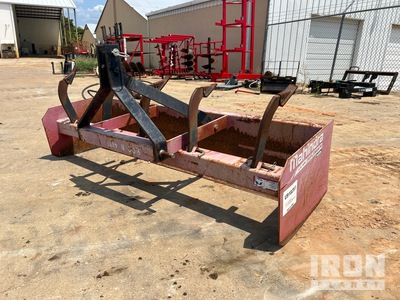 Mahindra Tractor Box Blade 60 in 3-Point Planierhobel