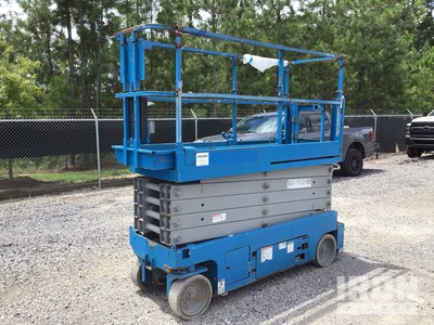 2017 Genie GS-3232 Electric Scissor Lift
