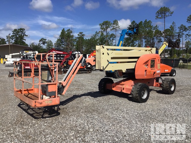 ELEVADOR ARTICULADO 2013 JLG 4WD 450AJ