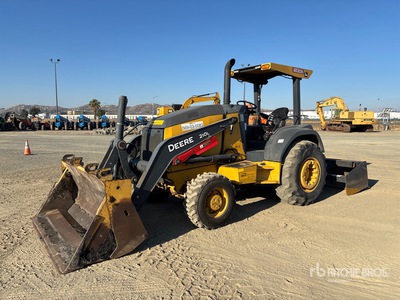 2015 John Deere 210L 4x4 Landscape Loader