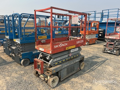 2013 Skyjack SJIII-3219 Electric Piattaforma aerea verticale