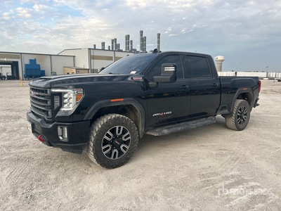 2023 GMC 2500 AT4 4x4 Crew Cab Pickup