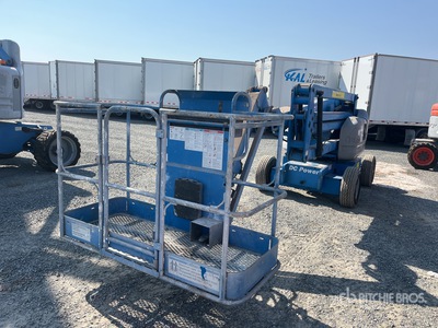 2015 Genie Z4525J 2WD Electric Articulating Boom Lift
