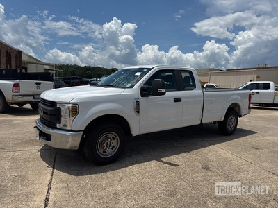 2018 Ford F-250 XL 4x2 Extended Cab Pickup