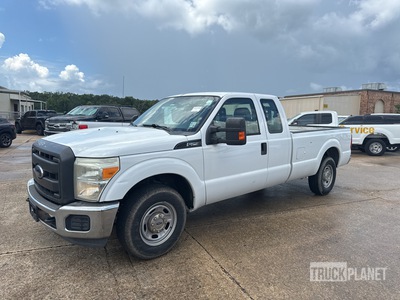 2015 Ford F-250 XL 4x2 Extended Cab Pickup