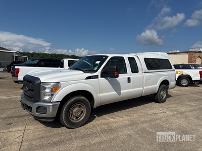 2016 Ford F-250 XL 4x2 Extended Cab Pickup