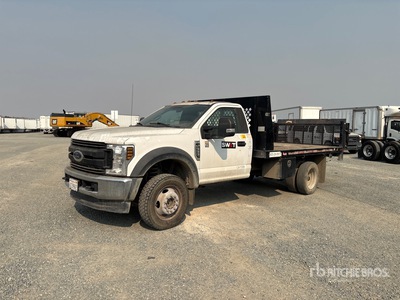 2019 Ford F-550 XL 4x2 Flatbed Truck