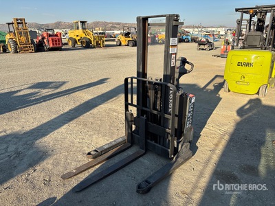 2021 Toyota 8BWS13 2500 lb Electric Electric Stacker