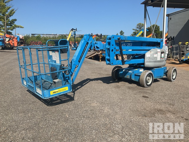ELEVADOR ARTICULADO 2015 GENIE Z4525J