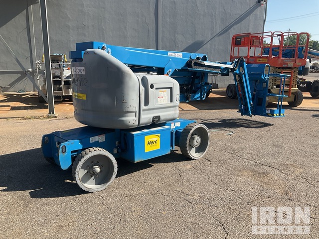 ELEVADOR ARTICULADO 2013 GENIE Z4023N