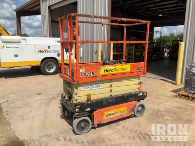 2018 JLG 1932R Electric Scissor Lift