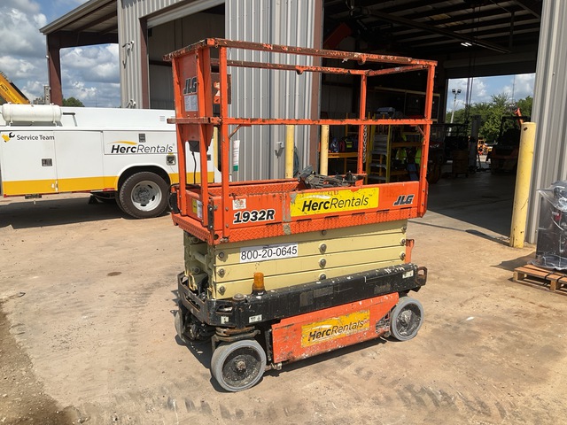 2018 JLG 1932R
