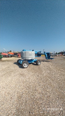 ELEVADOR ARTICULADO 2017 GENIE 4WD Z4525J