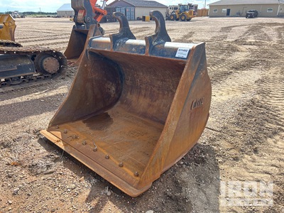 CWS 66 in Q/C Cleanup Excavator Bucket - Fits Hitachi ZX250LC-6