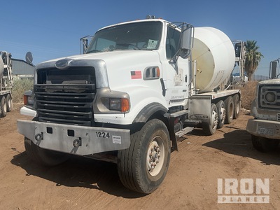 2009 Sterling L9500 12x4 Betonomieszarka