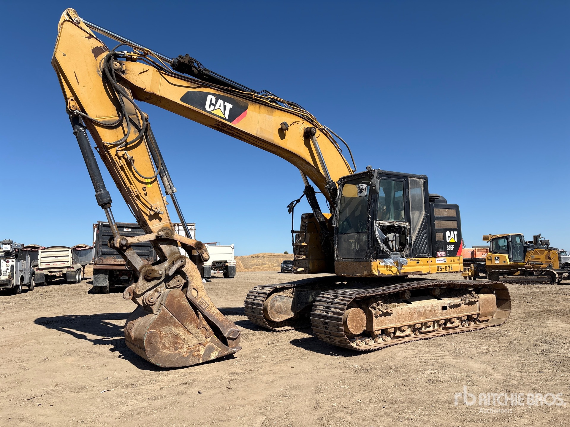 2016 Cat 335F L CR Tracked Excavator