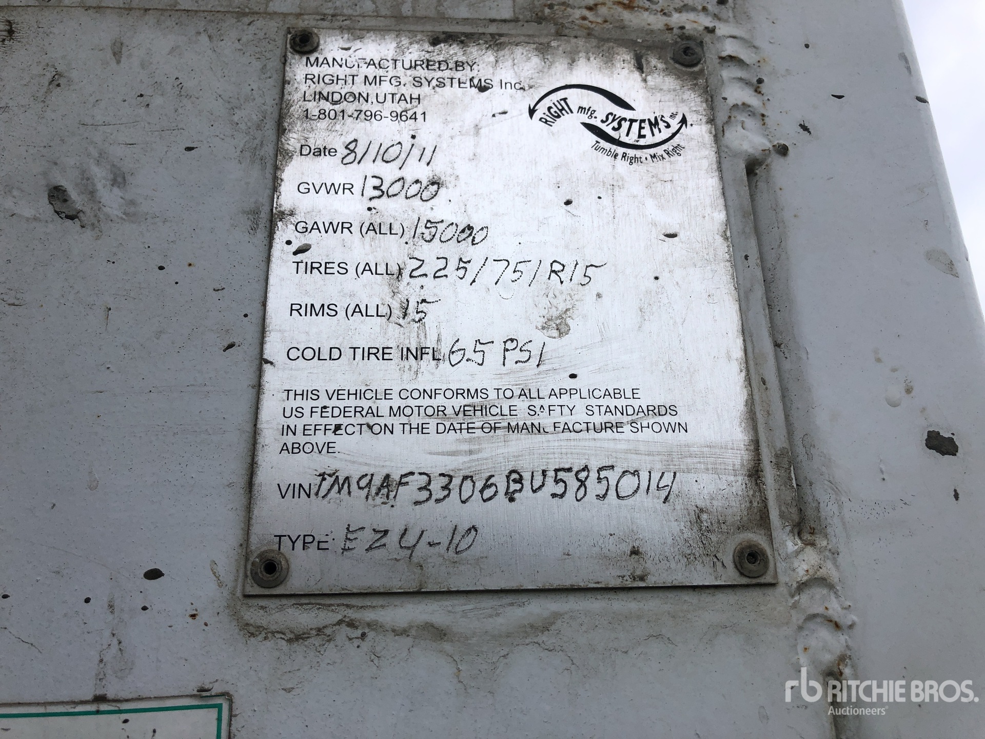 2011 Right Mfg. EZ4-10 Planta dosificadora de hormigon